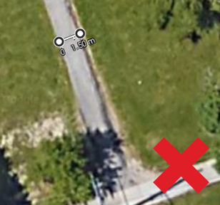 Aerial view of a narrow path with a 1.5m width label and a large red X in the bottom right corner.